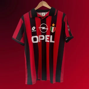 Camiseta de fútbol Retro Milan 1996-1997
